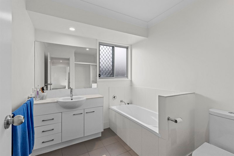 Photo - 12-14 Junior Terrace, Northgate QLD 4013 - Image 6