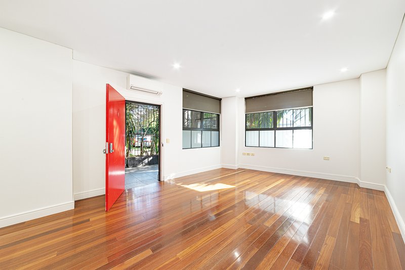 Photo - 1/2-14 Lawrence Street, Alexandria NSW 2015 - Image 1