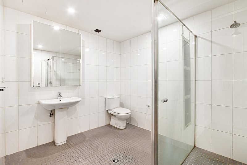 Photo - 1/2-14 Lawrence Street, Alexandria NSW 2015 - Image 5