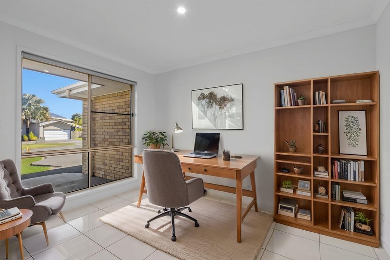 Photo - 12-14 Muldoon Place, Ningi QLD 4511 - Image 10