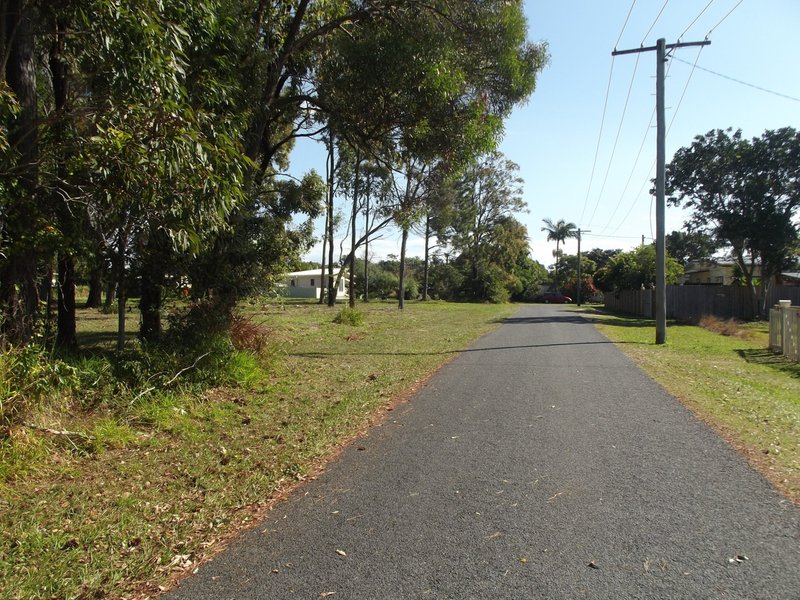 Photo - 12-14 Vine Street, Macleay Island QLD 4184 - Image 7