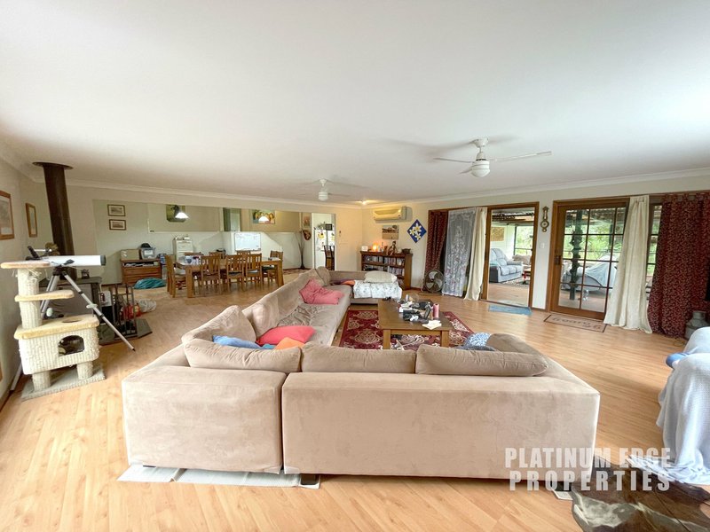 Photo - 12-14 White Pl , Kooralbyn QLD 4285 - Image 3