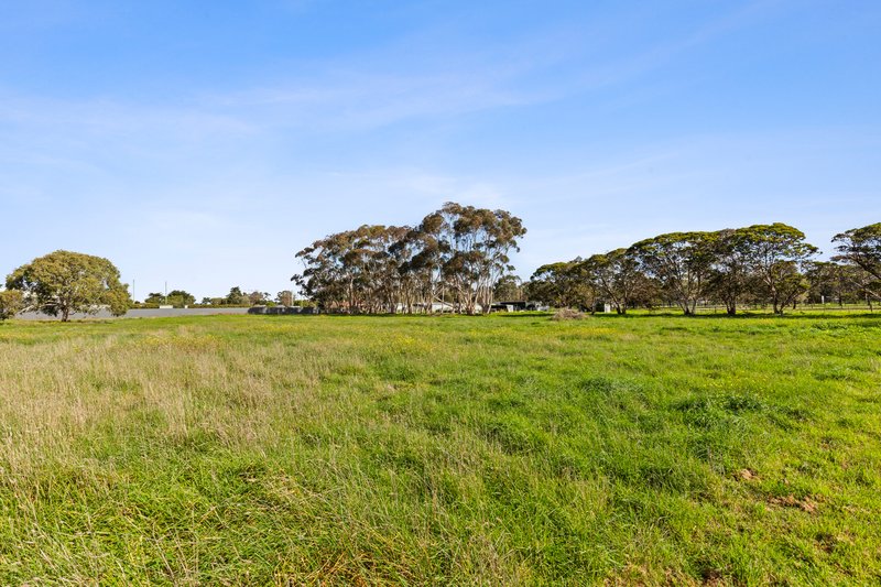Photo - 12-20 Kancy Street, Moolap VIC 3224 - Image 17
