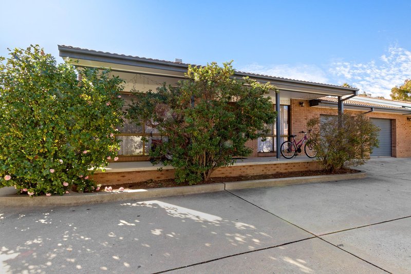 Photo - 1,2 & 3/16 Mulloon Street, Queanbeyan East NSW 2620 - Image 2