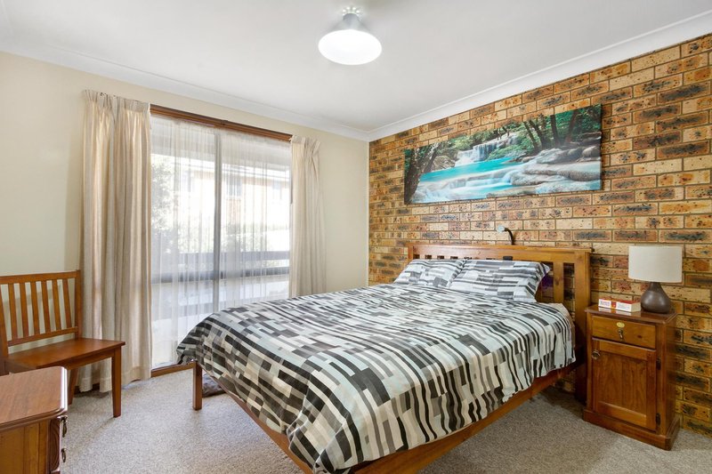 Photo - 1,2 & 3/16 Mulloon Street, Queanbeyan East NSW 2620 - Image 11