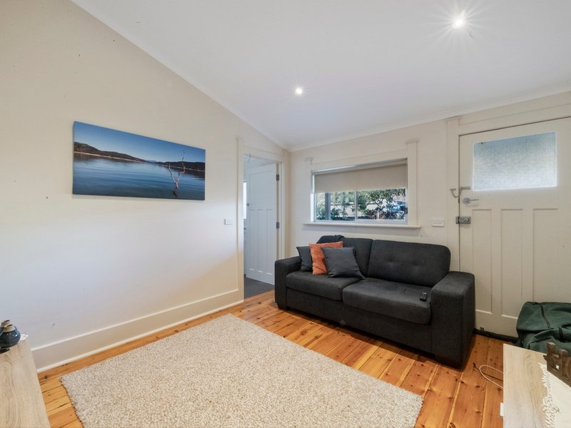 Photo - 1/2 3A Mitchell Street, Benalla VIC 3672 - Image 6