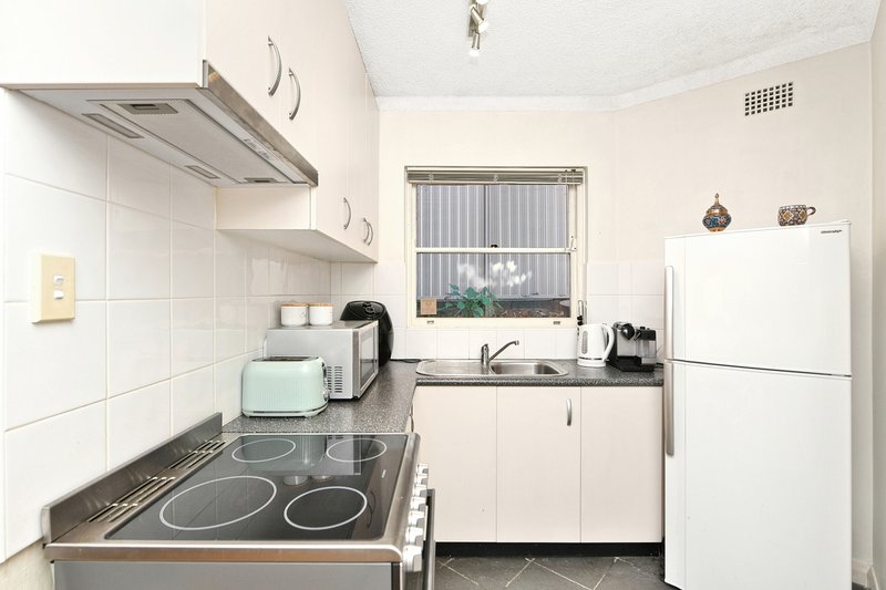Photo - 1/2-4 Eagle Street, Ryde NSW 2112 - Image 5