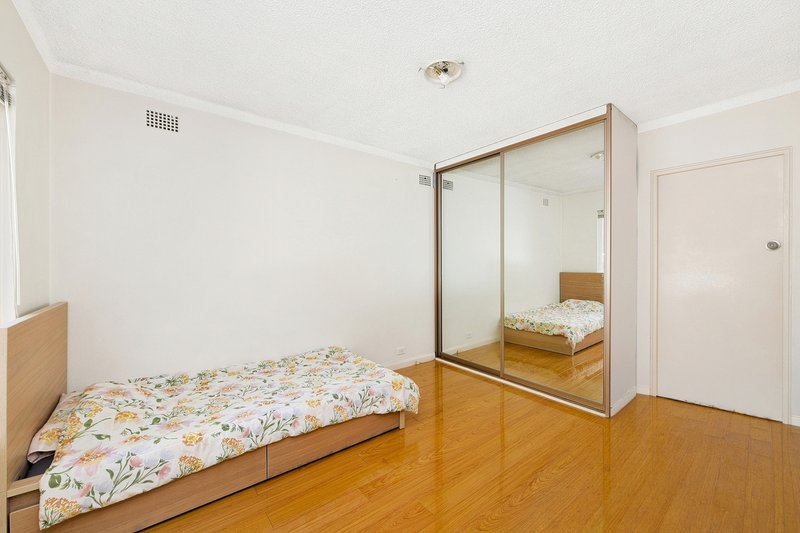 Photo - 1/2-4 Eagle Street, Ryde NSW 2112 - Image 6