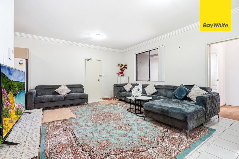 Photo - 1/2-4 Reid Avenue, Westmead NSW 2145 - Image 5