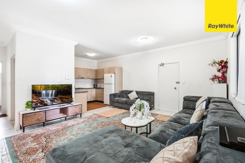 Photo - 1/2-4 Reid Avenue, Westmead NSW 2145 - Image 6