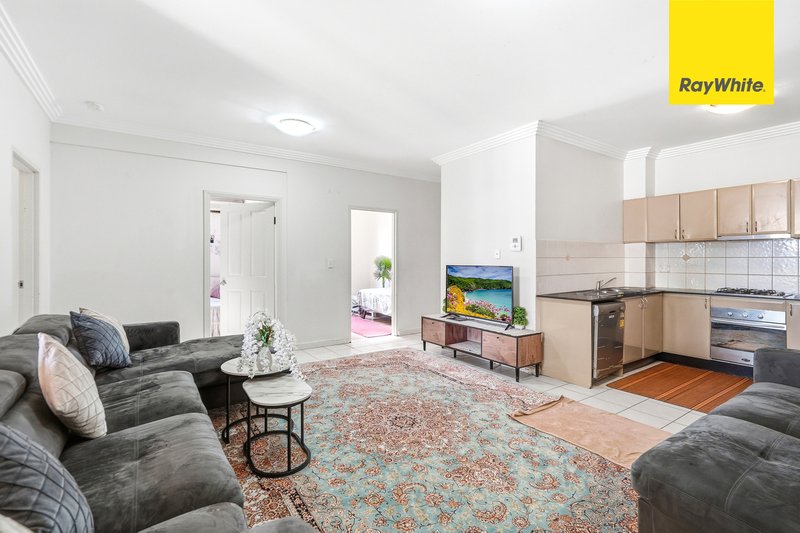 Photo - 1/2-4 Reid Avenue, Westmead NSW 2145 - Image 7