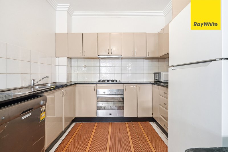 Photo - 1/2-4 Reid Avenue, Westmead NSW 2145 - Image 8