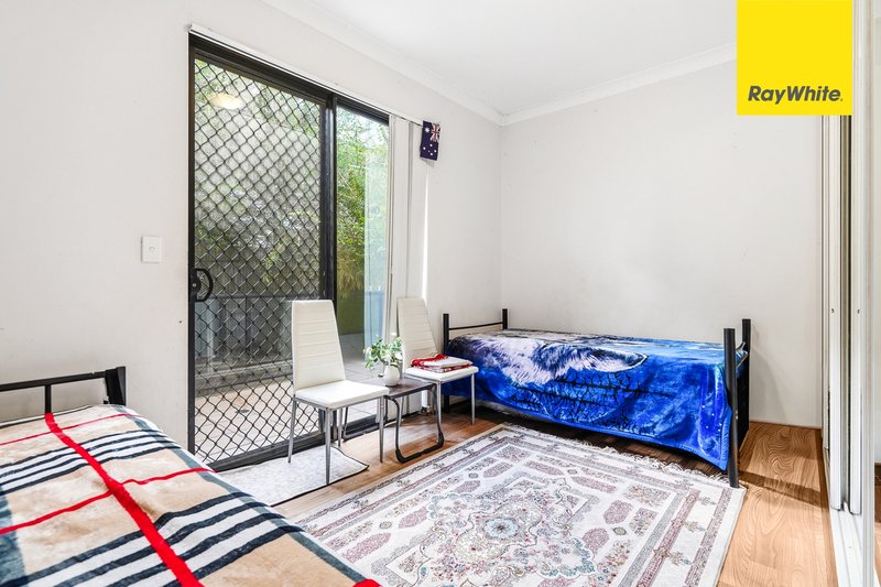 Photo - 1/2-4 Reid Avenue, Westmead NSW 2145 - Image 12