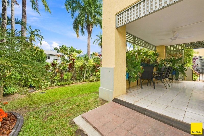 Photo - 1/2-4 Springfield Crescent, Manoora QLD 4870 - Image 10