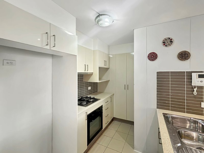 Photo - 1/2-4 Station Street, Homebush NSW 2140 - Image 3