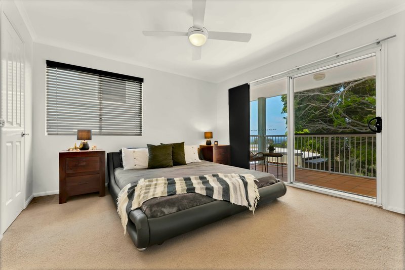 Photo - 1/2-4 Ure Court, Buderim QLD 4556 - Image 6