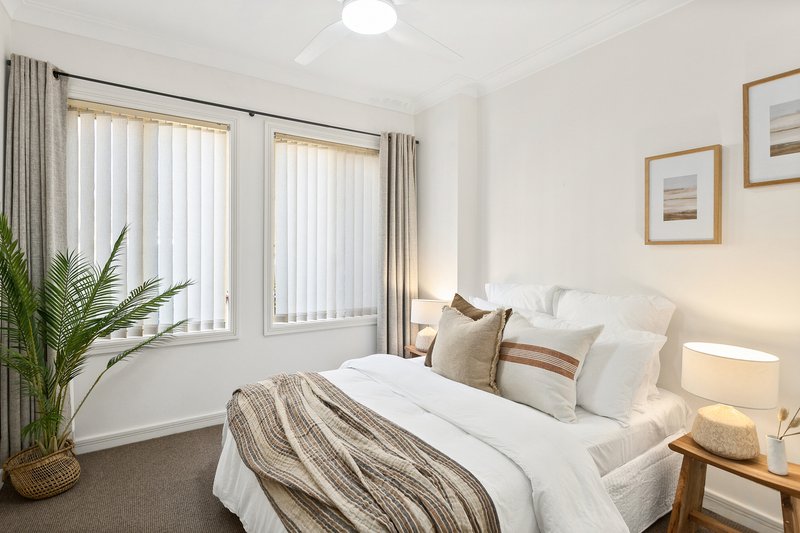 Photo - 1/2-8 Harbour Street, Wollongong NSW 2500 - Image 11