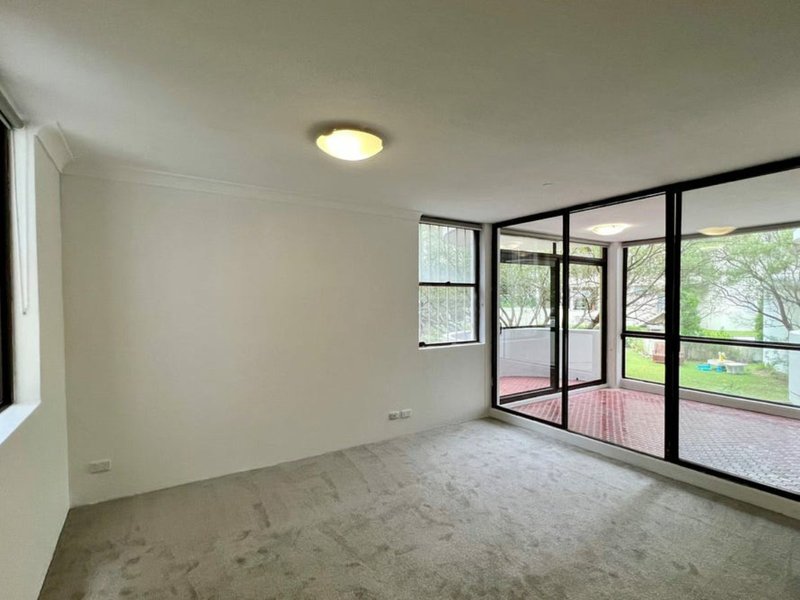 Photo - 1/2-8 Llandaff Street, Bondi Junction NSW 2022 - Image 3