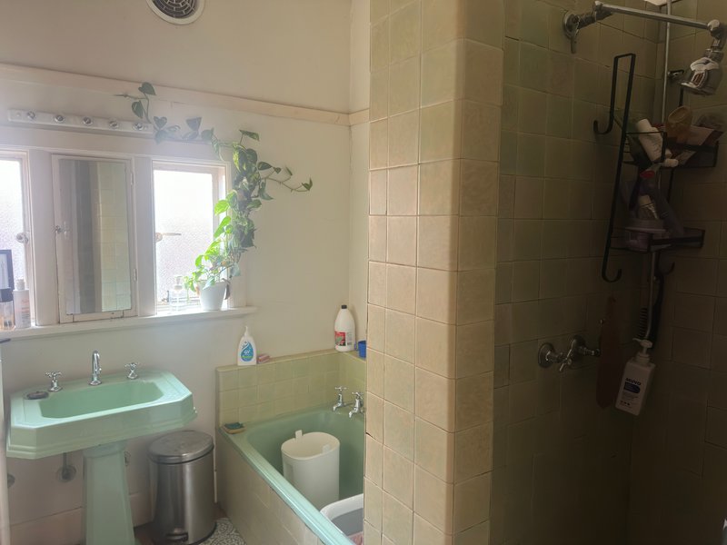 Photo - 12 Abbeygate Street, Oakleigh VIC 3166 - Image 4