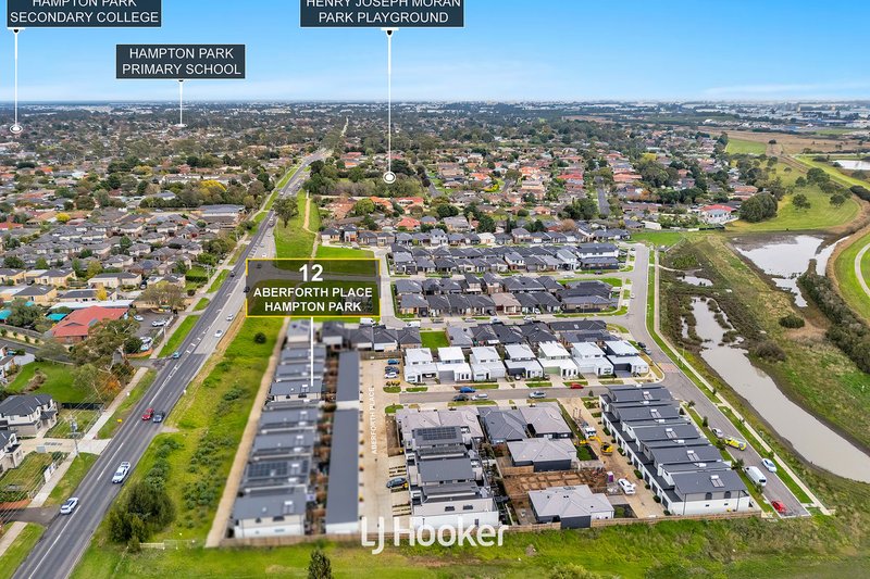 Photo - 12 Aberforth Place, Hampton Park VIC 3976 - Image 23