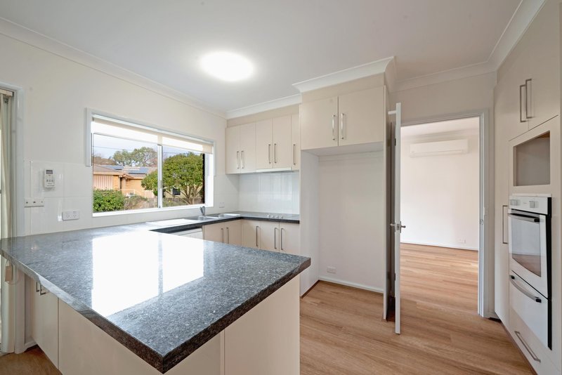 Photo - 12 Adamson Crescent, Wanniassa ACT 2903 - Image 6