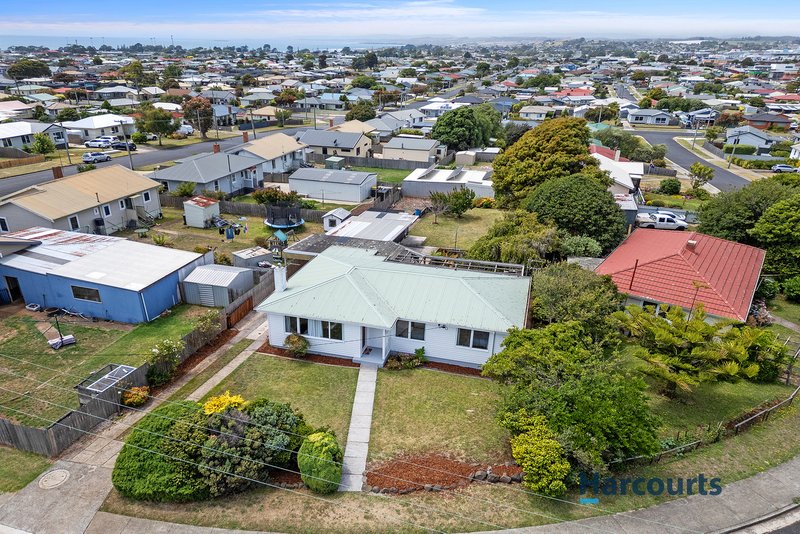 Photo - 12 Addison Street, Devonport TAS 7310 - Image 15