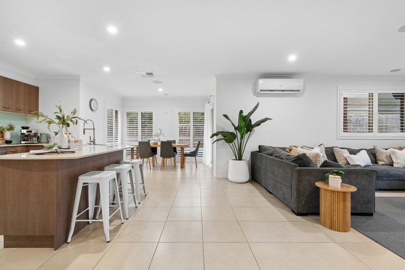 Photo - 12 Adriana Circuit, Botanic Ridge VIC 3977 - Image 8