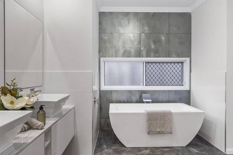 Photo - 12 Adventurer Street, Kuraby QLD 4112 - Image 9