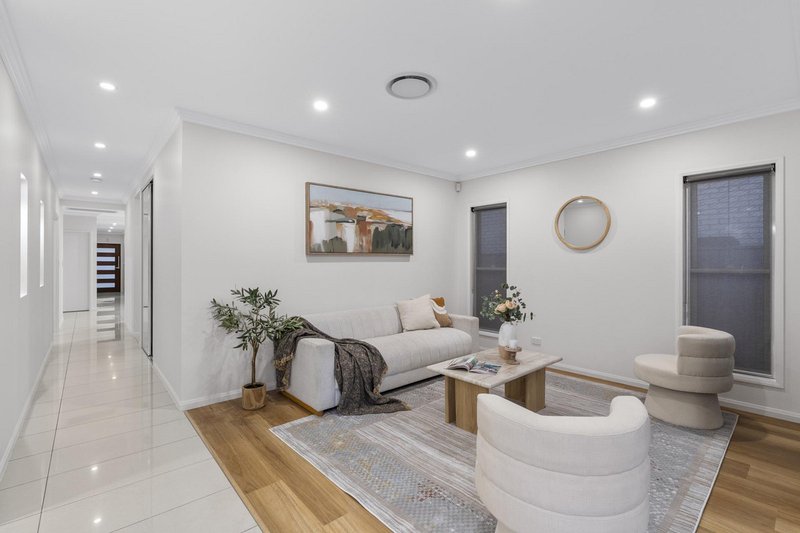 Photo - 12 Adventurer Street, Kuraby QLD 4112 - Image 15