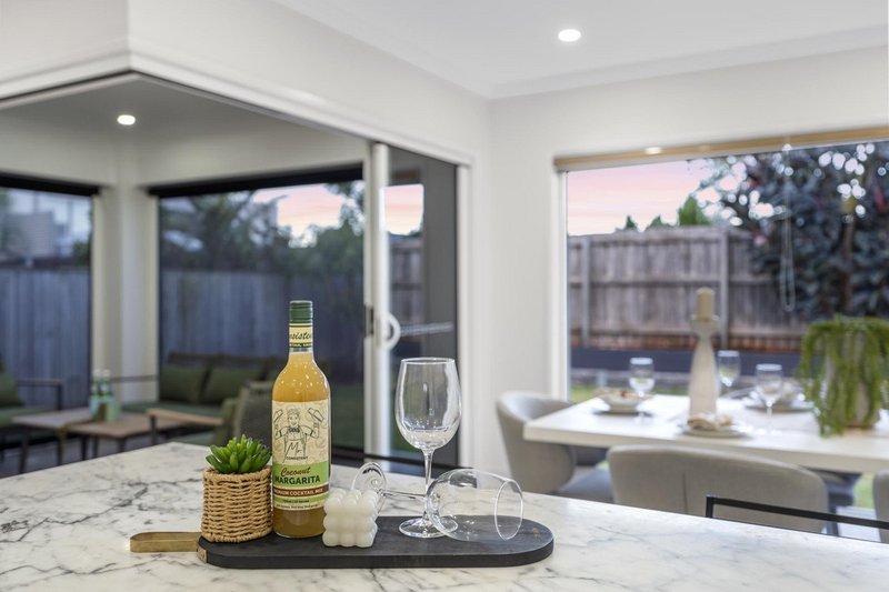 Photo - 12 Adventurer Street, Kuraby QLD 4112 - Image 18