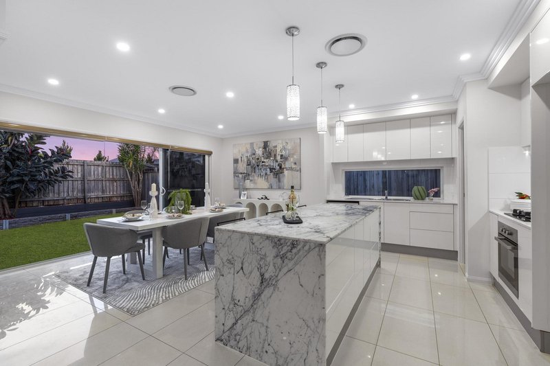 Photo - 12 Adventurer Street, Kuraby QLD 4112 - Image 19