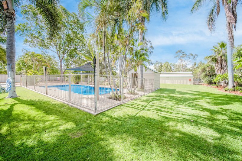 Photo - 12 Akubra Drive, Emerald QLD 4720 - Image 3