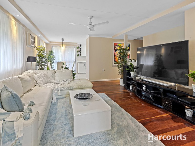 Photo - 12 Alawoona Street, Redbank Plains QLD 4301 - Image 9