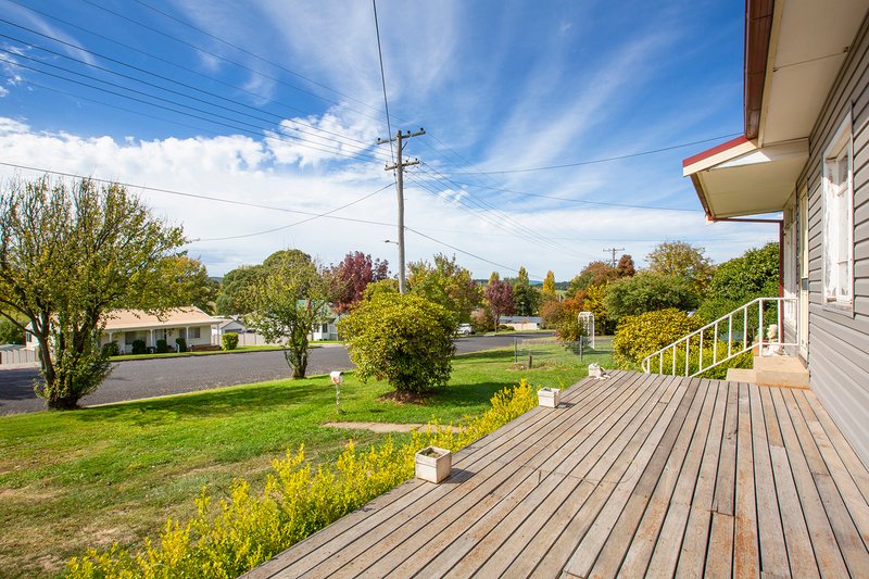 Photo - 12 Albert Street, Oberon NSW 2787 - Image 2