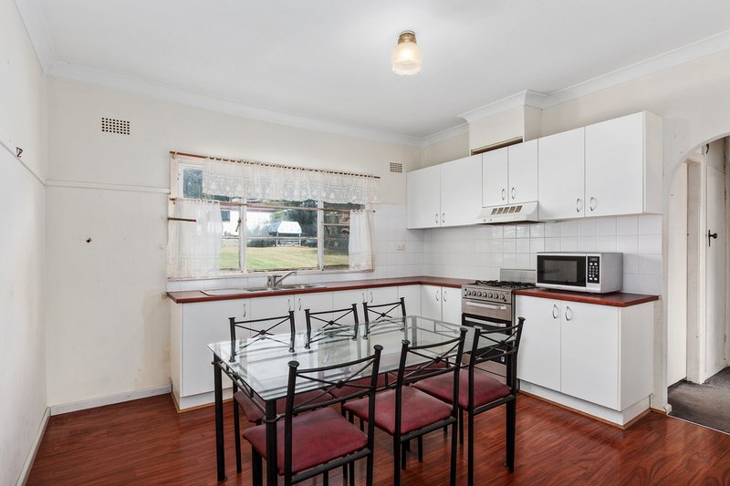 Photo - 12 Albert Street, Oberon NSW 2787 - Image 4