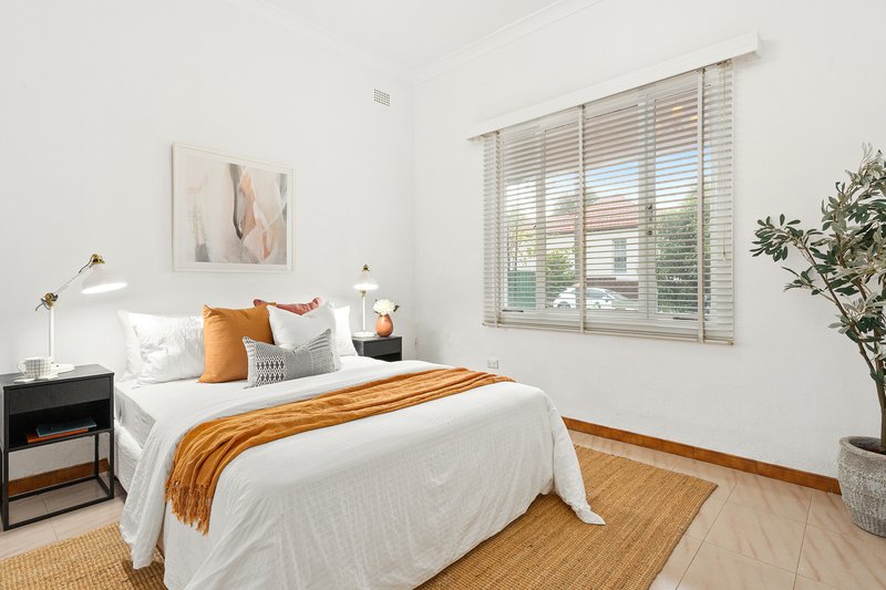 Photo - 12 Albion Street, Marrickville NSW 2204 - Image 4