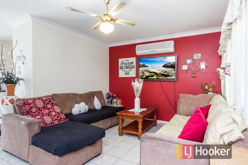 Photo - 12 Alexandra Place, Glendenning NSW 2761 - Image 3