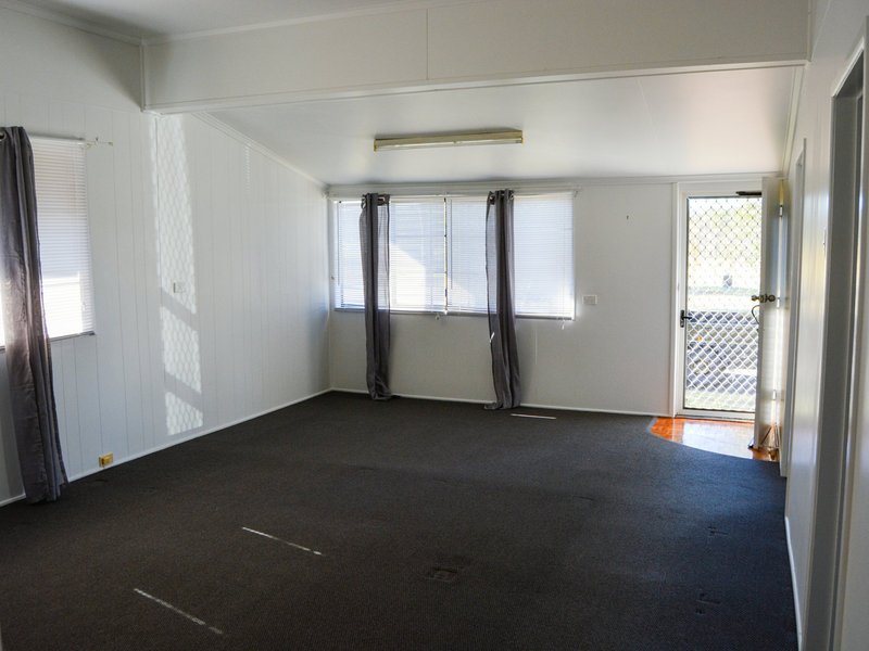 Photo - 12 Alice Street, Warwick QLD 4370 - Image 10