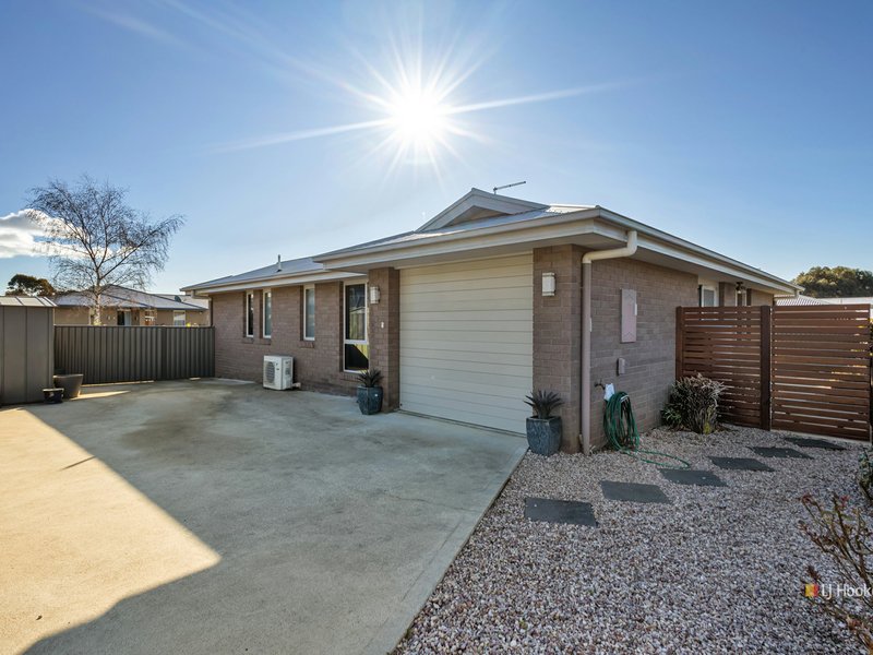 Photo - 12 Allison Court, Stony Rise TAS 7310 - Image 2