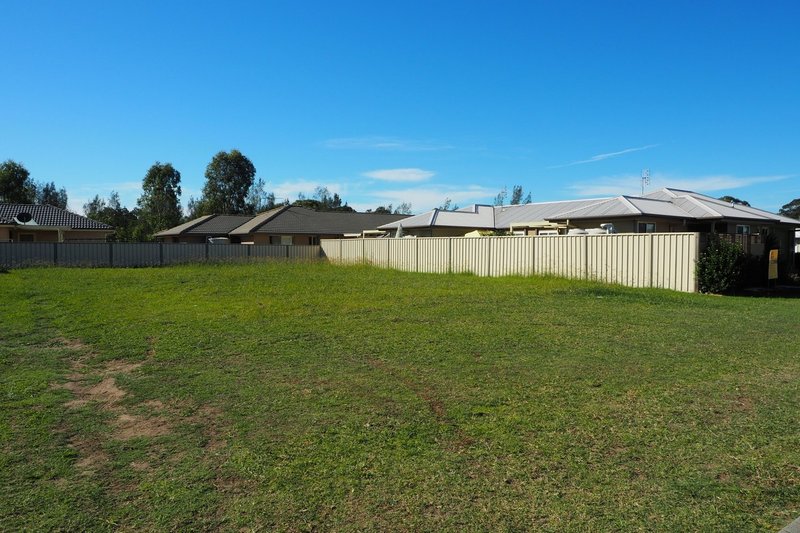 12 Alpine Avenue, Cessnock NSW 2325