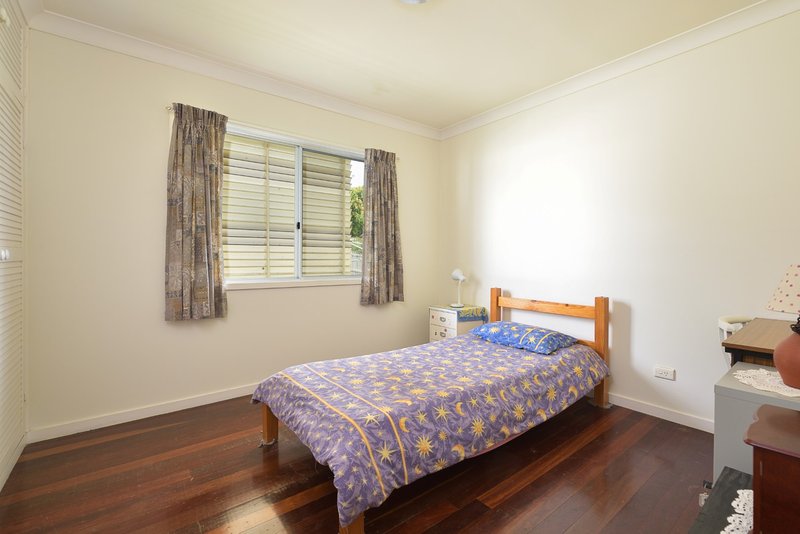 Photo - 12 Amaroo Close, Glen Eden QLD 4680 - Image 14