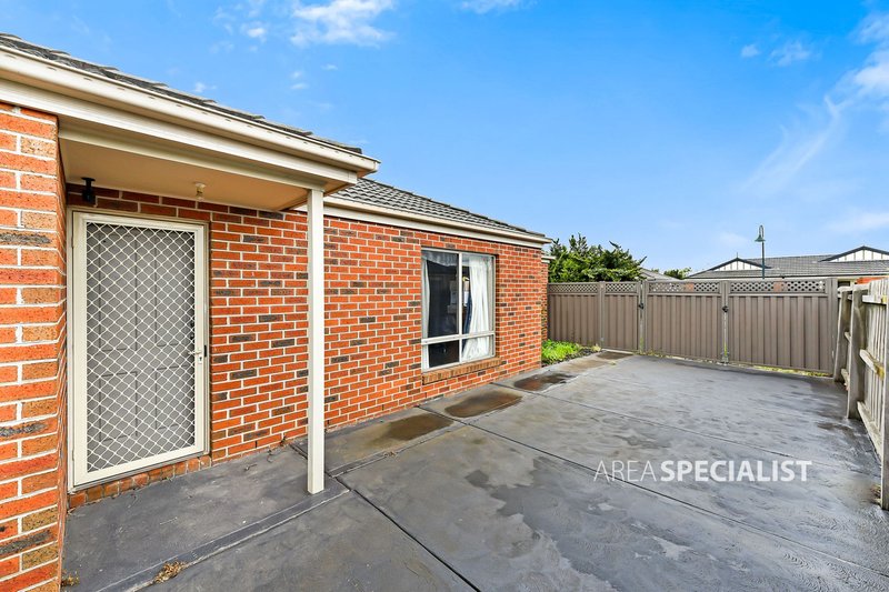 Photo - 12 Amberley Drive, Pakenham VIC 3810 - Image 2