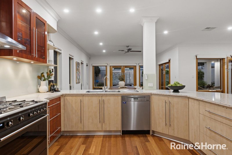 Photo - 12 Amherst Ave , Trinity Gardens SA 5068 - Image 13
