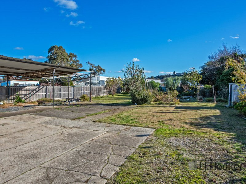 Photo - 12 Amherst Street, West Ulverstone TAS 7315 - Image 8