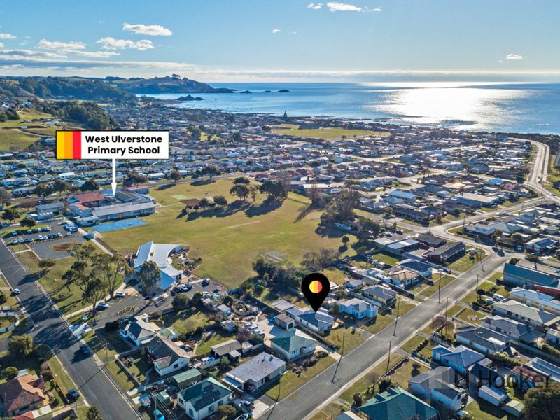 Photo - 12 Amherst Street, West Ulverstone TAS 7315 - Image 9