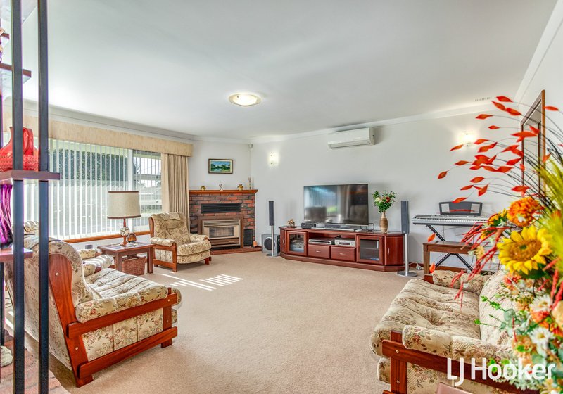 Photo - 12 Anderson Way, Thornlie WA 6108 - Image 9