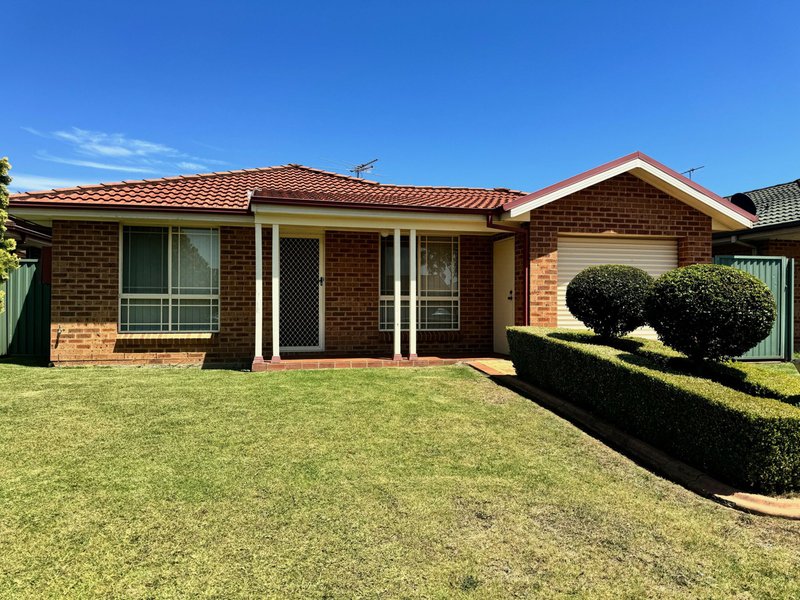 12 Andrew Thompson Place, Colyton NSW 2760