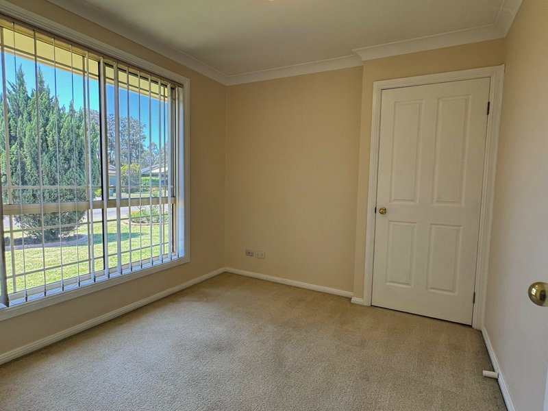 Photo - 12 Andrew Thompson Place, Colyton NSW 2760 - Image 6