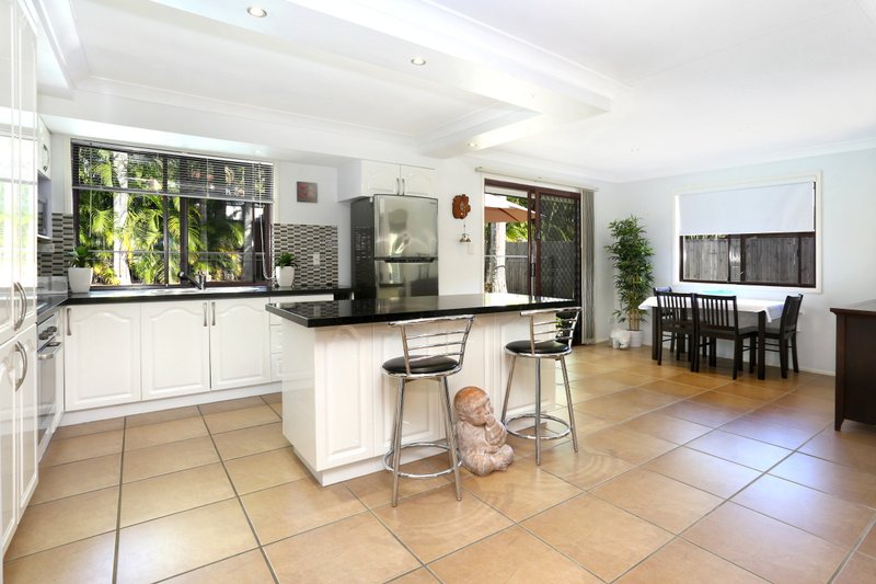 Photo - 12 Angaston Avenue, Carrara QLD 4211 - Image 1