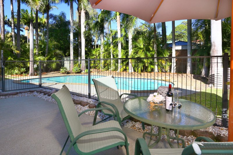 Photo - 12 Angaston Avenue, Carrara QLD 4211 - Image 12